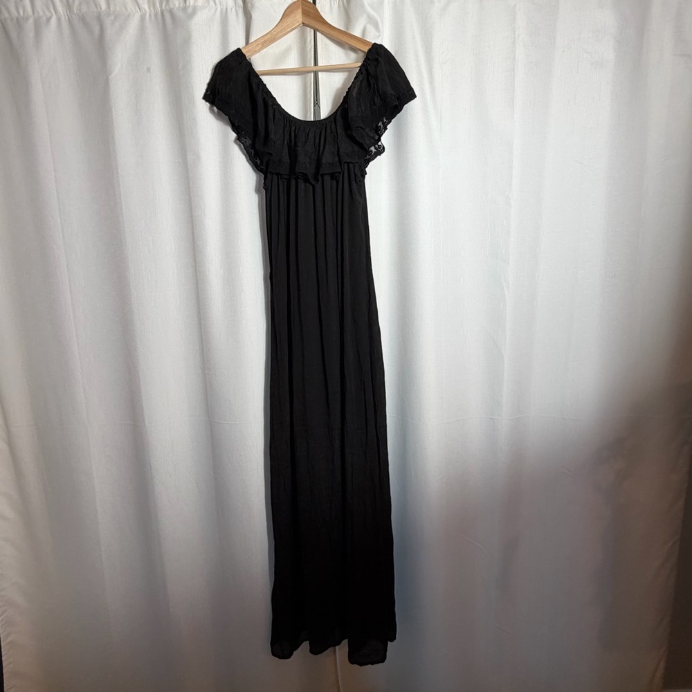 New Look Black Maxi Dress with Off the Shoulder Lace Trim